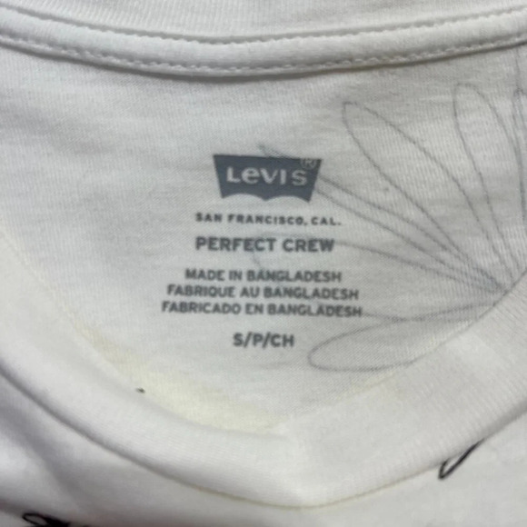 LEVIS Womens Floral Cloud Dancer Perfect Crewneck Tshirt Size Small - Picture 5 of 13